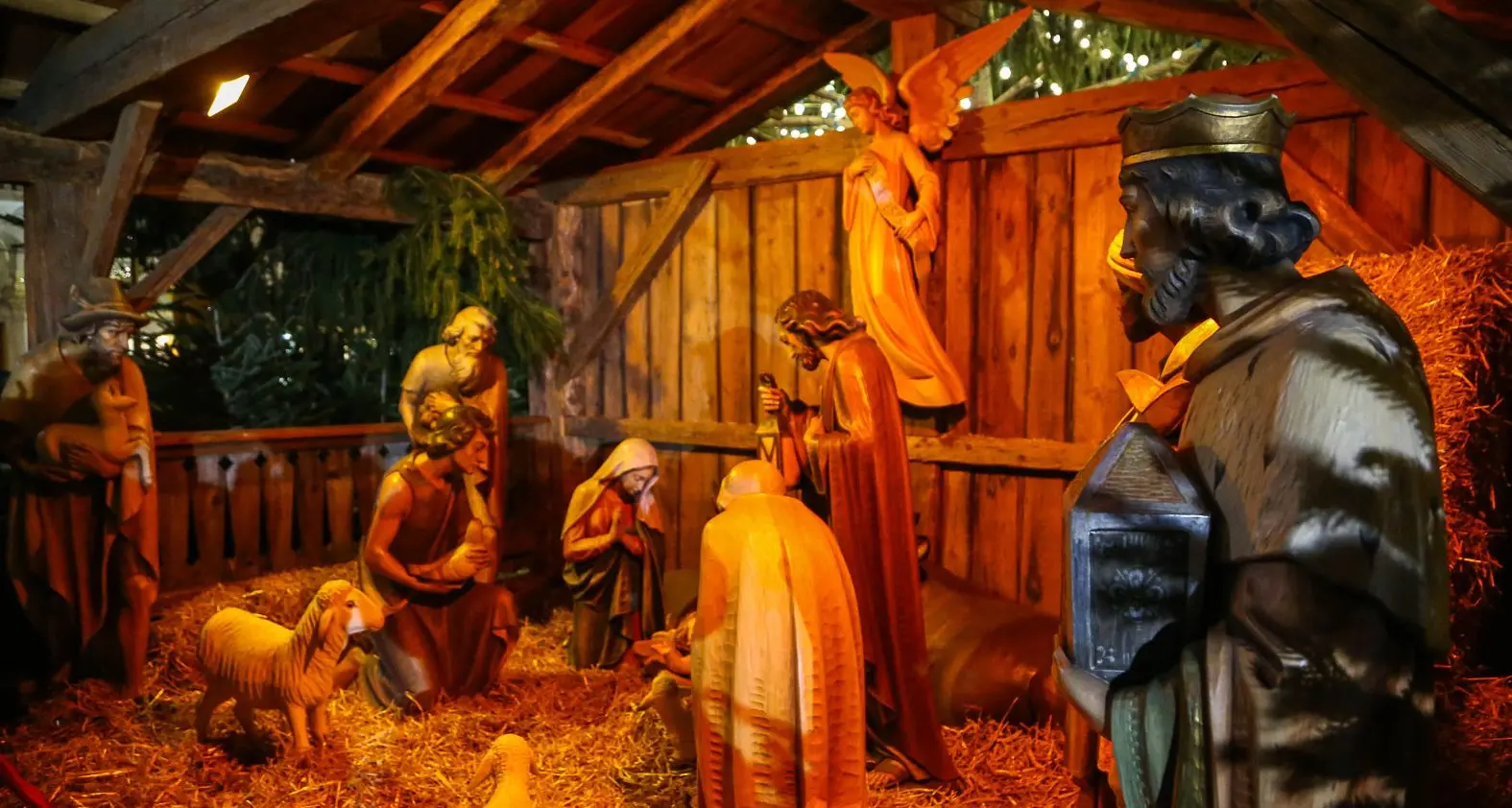 Oltraggio al presepe: il sindaco di Bolzano presenta un esposto in procura