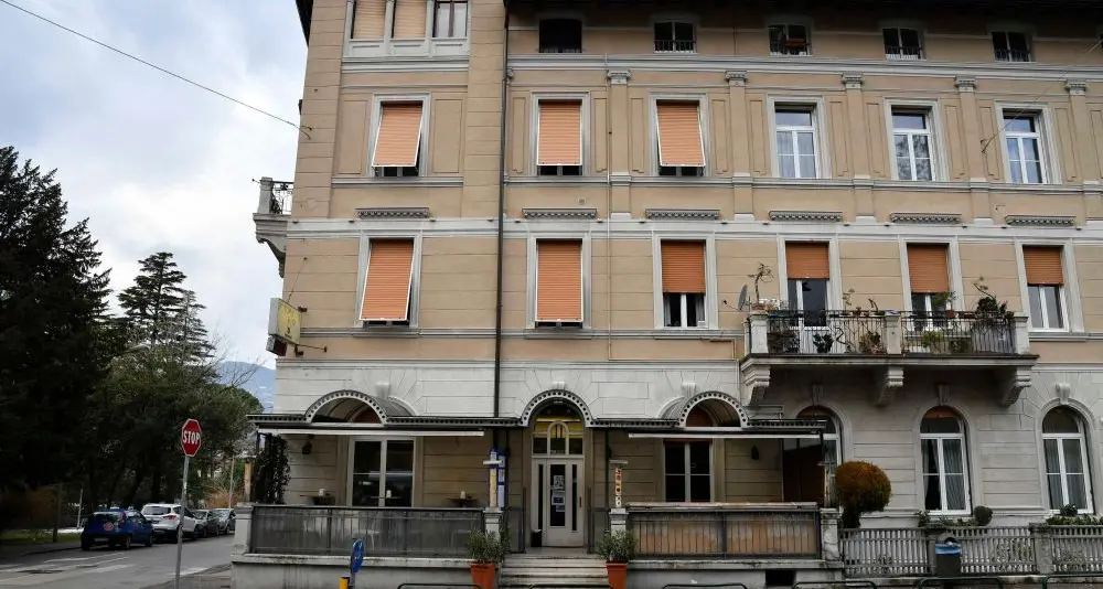 Dopo cent’anni chiude il bar Tomasoni