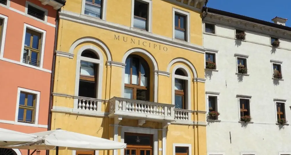 Riva, il comune torna ad assumere
