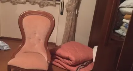 I ladri forzano la porta e rubano in via Tito Speri