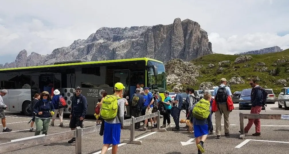 Passo Sella, nuova ipotesi: numero chiuso alle auto