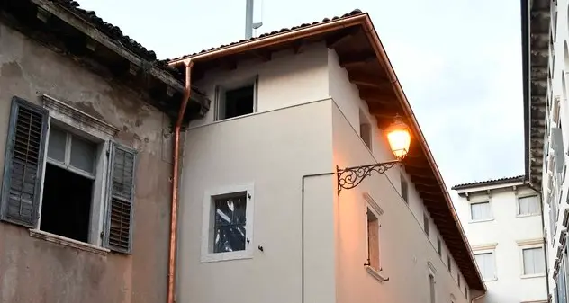 Per i senzatetto un punto d’incontro in piazza San Carlo