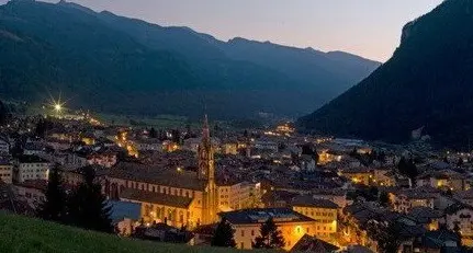 A Predazzo famiglie più frammentate e single in aumento