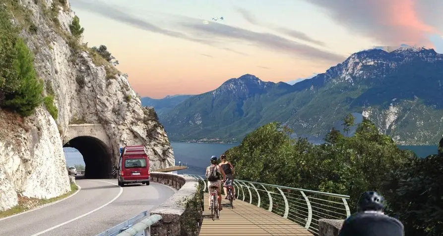 Ciclovia, le 800 foto degli ambientalisti