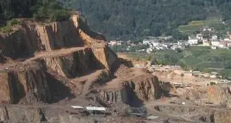 Porfido grezzo, al via le nuove norme sulla tracciabilità