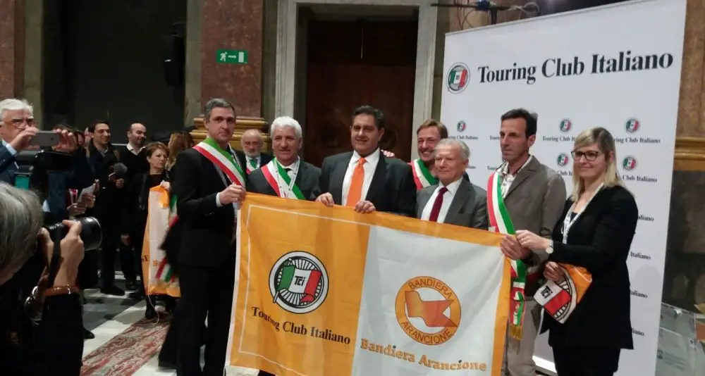 Ledro, bandiera arancione dal Touring Club Italiano