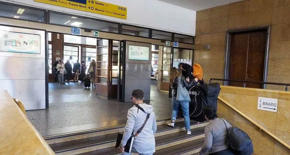 Fs di Trento, i lavoratori di coop servizi incrociano le braccia