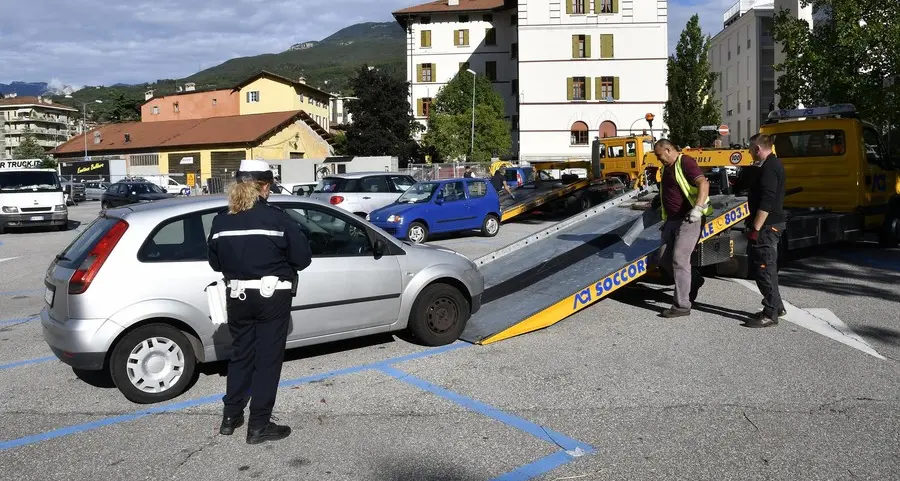 Rimozioni per sosta vietata ok al nuovo bando di gara