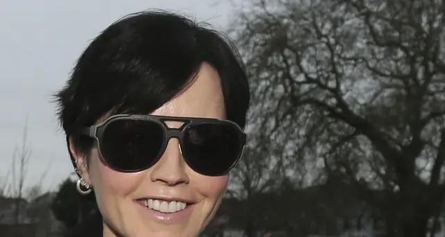 \"Dolores O'Riordan morta per overdose di farmaci\"