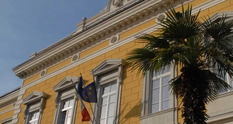 «Crediti, priorità alle banche per legge»