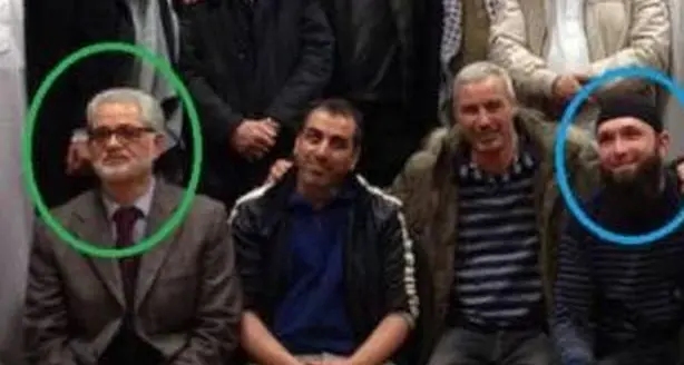 «Imam Breigheche, foto con due jihadisti»