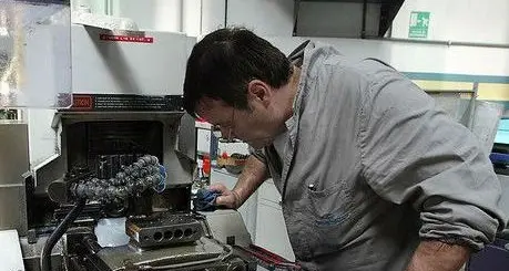Formazione al lavoro: si punta sui laboratori