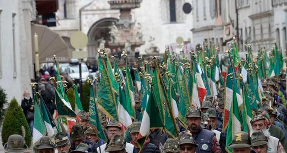 Adunata alpini, quasi esauriti anche campeggi e palestre