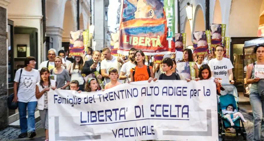 No vax, in aula si chiede continuità scolastica
