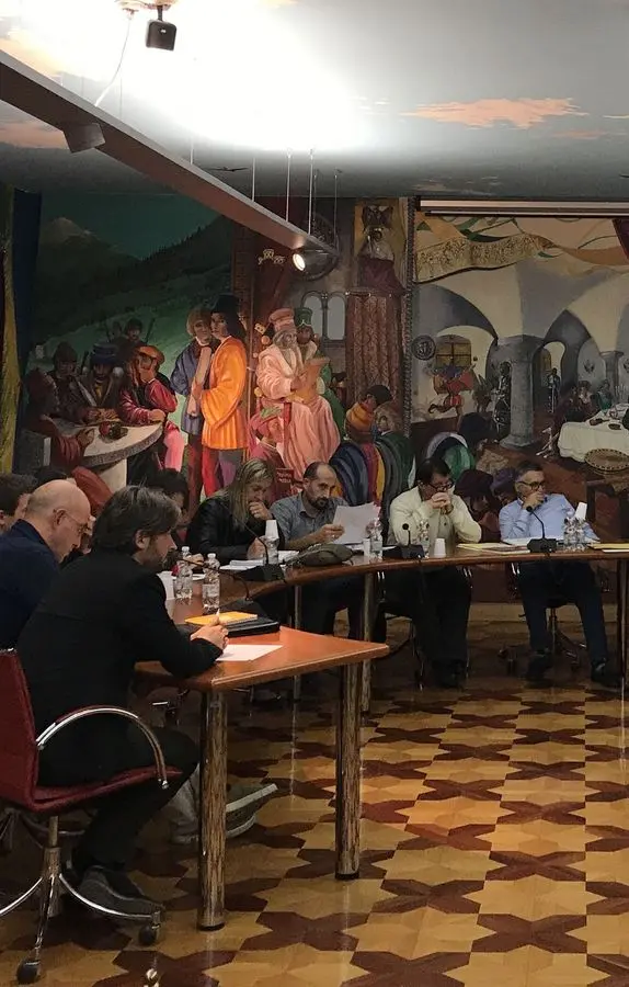 Borgo Chiese, consiglio di fuoco