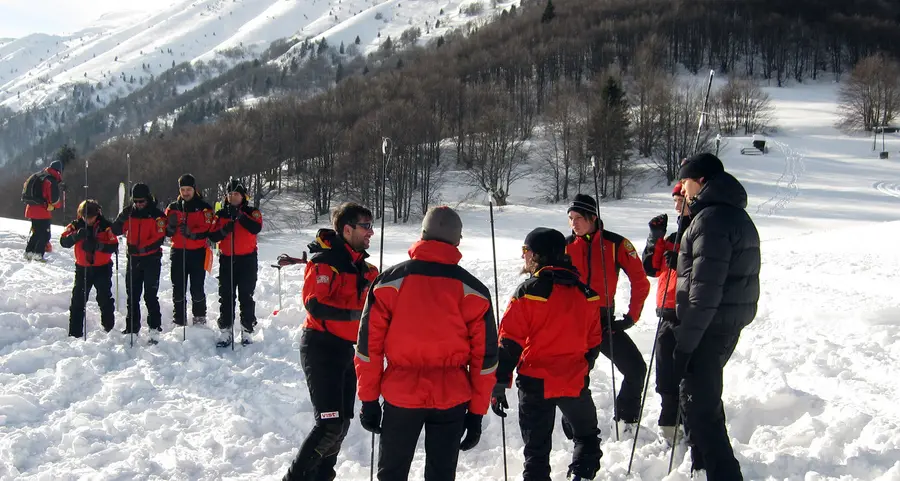 Sicurezza sulla neve, incontro e lezione pratica sul Baldo