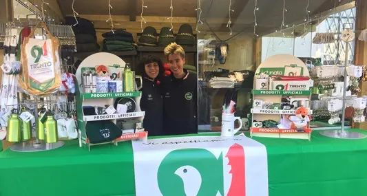 Adunata, un bando per 113 attività commerciali