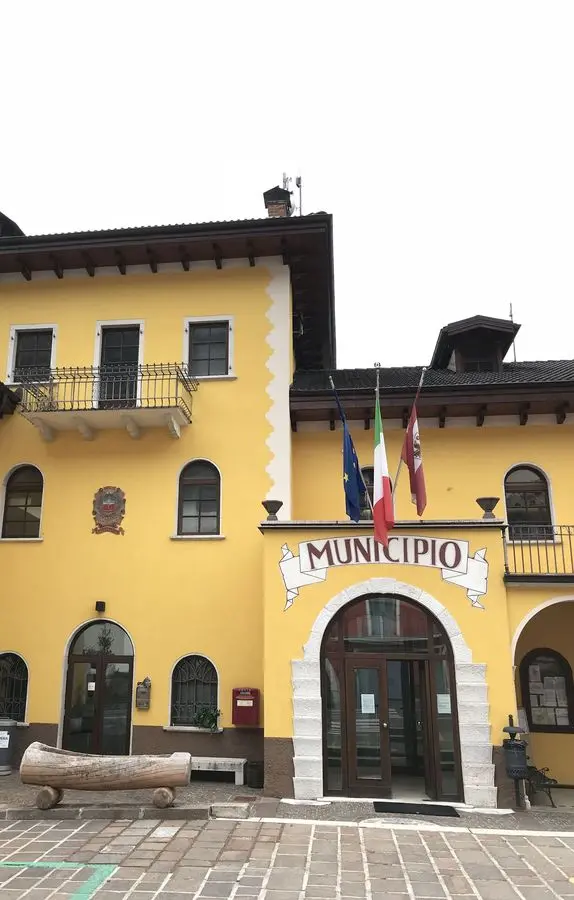 Lavori al centro sportivo e il Cafè Lumiere chiude