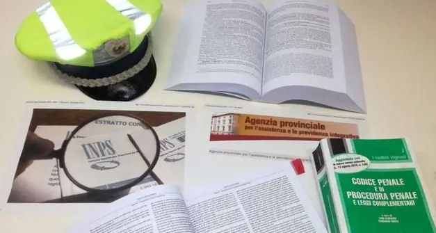 Vanno all’estero ma incassano disoccupazione e assegni