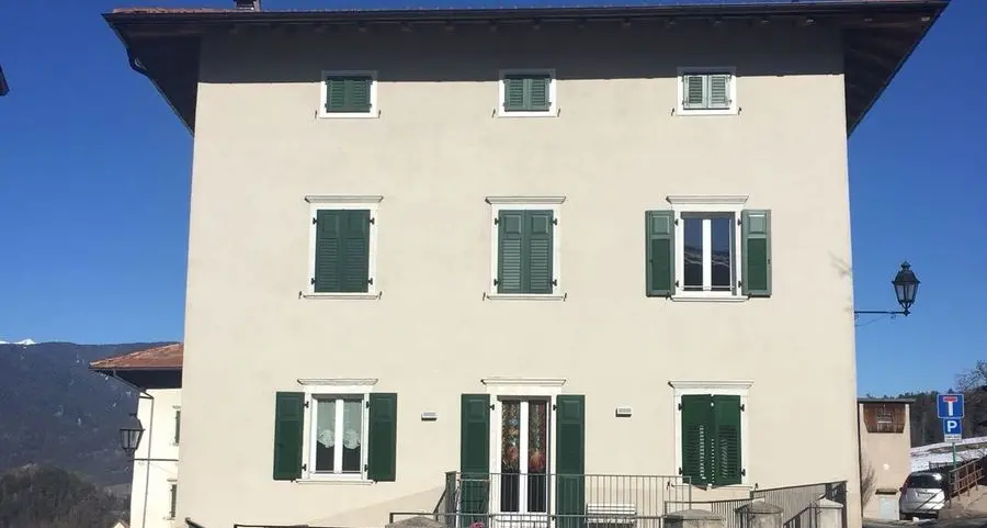 Le Tagesmutter dalle mani legate