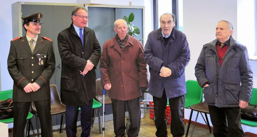 Defibrillatore e nuova fontana Li chiede la frazione al sindaco