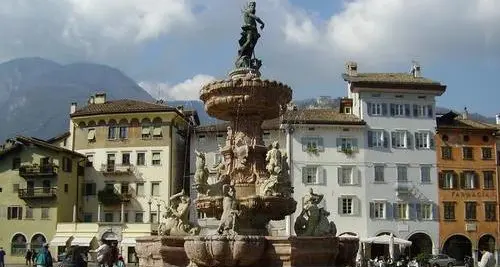 Commercio, Trento città vitale ma il centro storico si sta trasformando