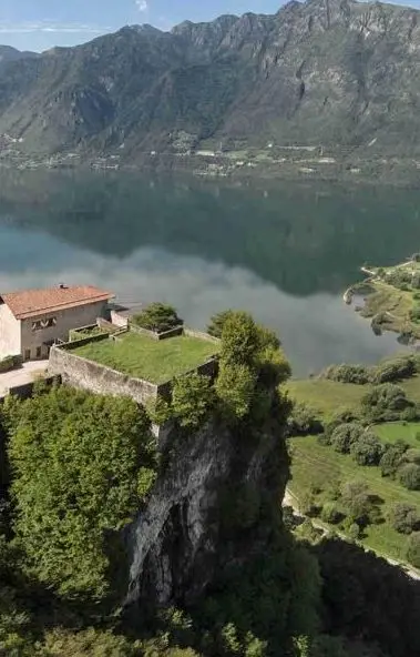 Lago d’Idro, raccolte 1.259 firme
