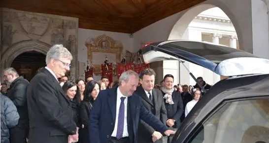 «Ha aiutato molti, quasi di nascosto»