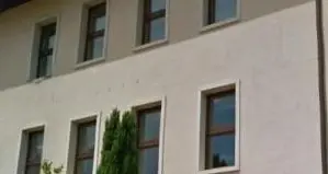 Flavon, lavori di manutenzione alla palestra della scuola