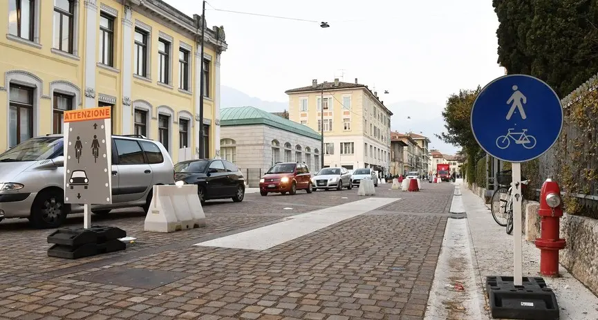 Bici in via Dante, bisogna mettere ordine
