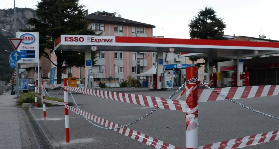 Ha chiuso il distributore più economico