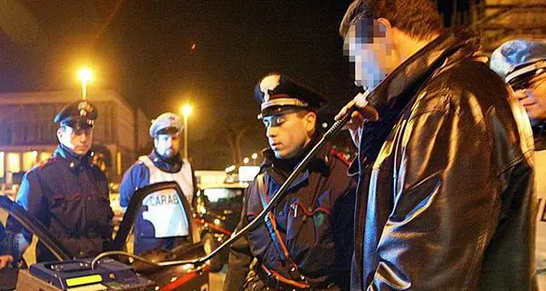 Alcol e guida, sette le patenti ritirate nella notte di Halloween
