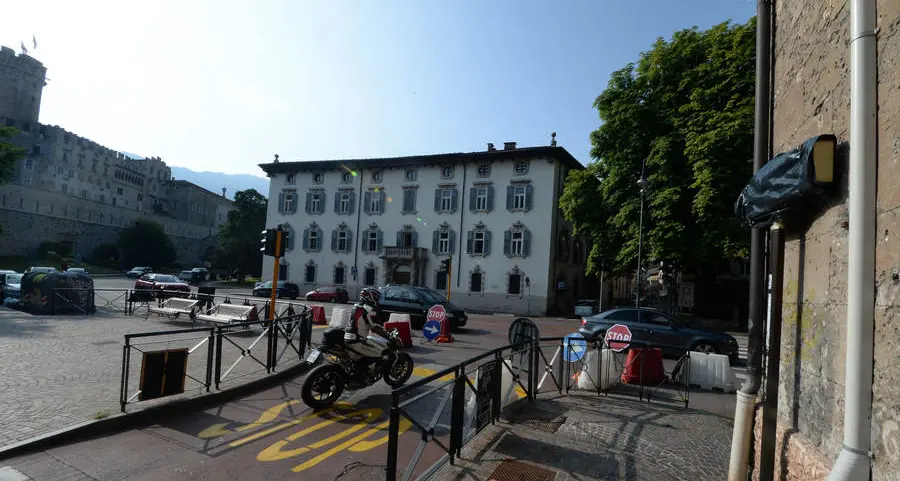 Via S.Martino, cambia il senso unico