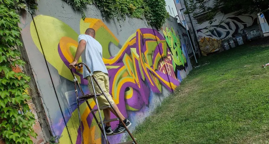 Parco Duca d’Aosta, il muro di sette metri abbellito dal murales