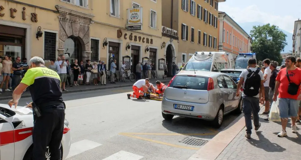 Donna investita davanti al Pedavena, l'automobilista accusato di fuga e omissione di soccorso