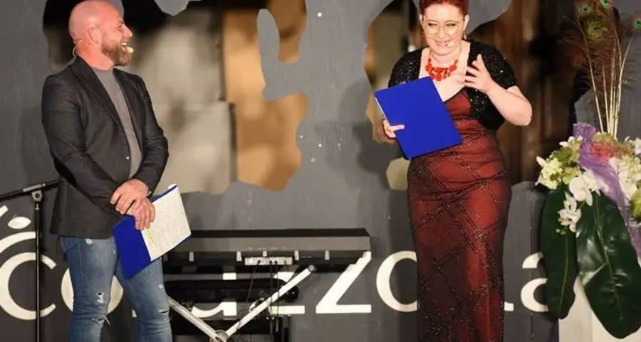 La bellezza in passerella con gli operatori locali