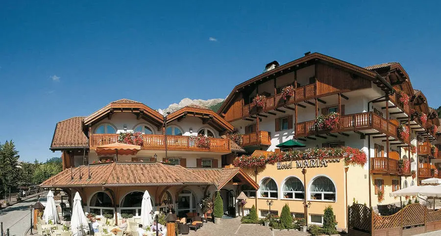 Il gestore dell’Hotel Maria: «All’asta solo gli immobili»