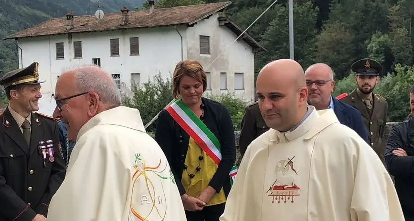 Pieve di Bono saluta i suoi preti