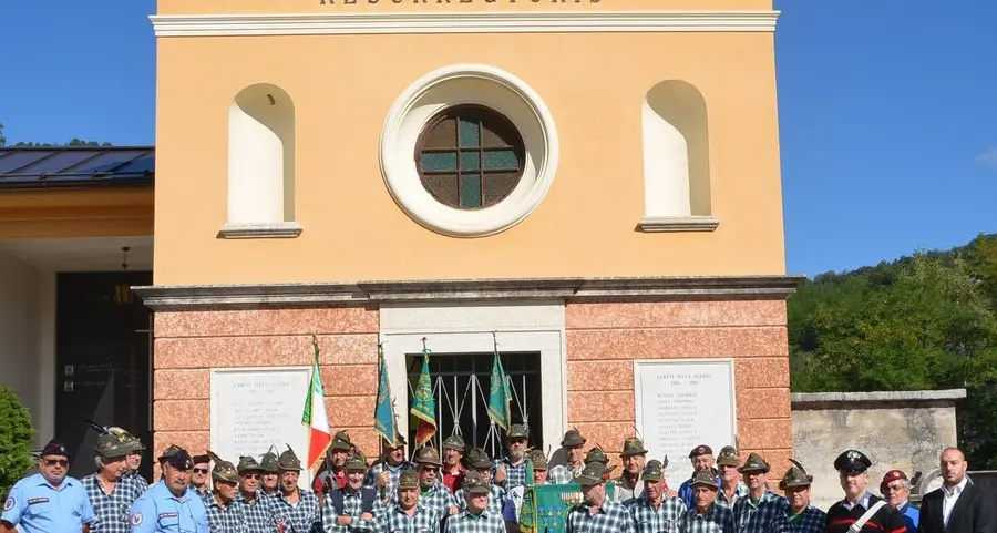 Il gruppo alpini celebra in festa i novant’anni di attività