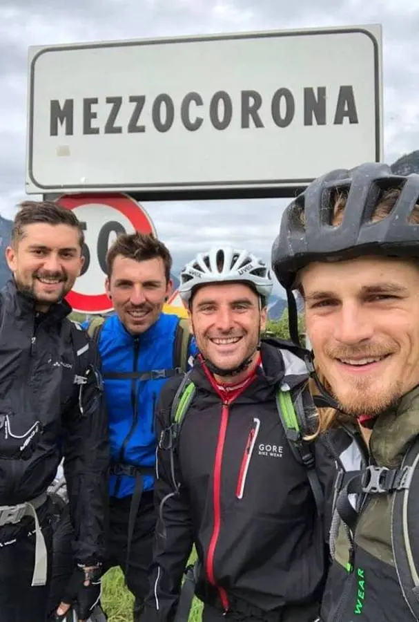 Da Dusslingen in bicicletta per amicizia