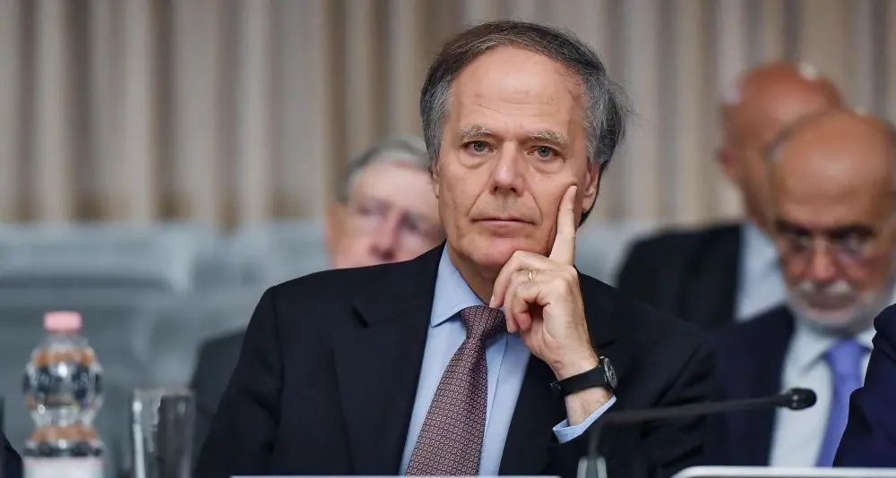 Doppio passaporto, il ministro Moavero non va a Vienna