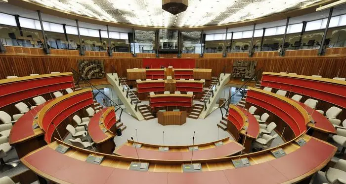 Sorteggiato l'ordine di candidati presidente e rispettive liste sulle schede elettorali