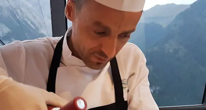 Che emozione cenare in funivia