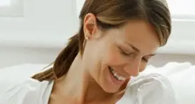 Ostetrica e psicologa aiutano le mamme