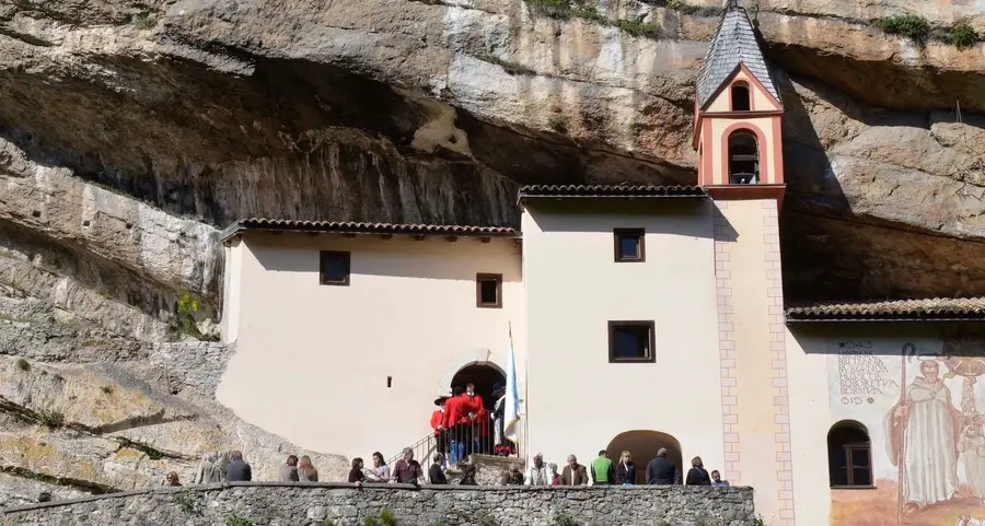 Con l’autunno chiude anche l’Eremo di San Colombano