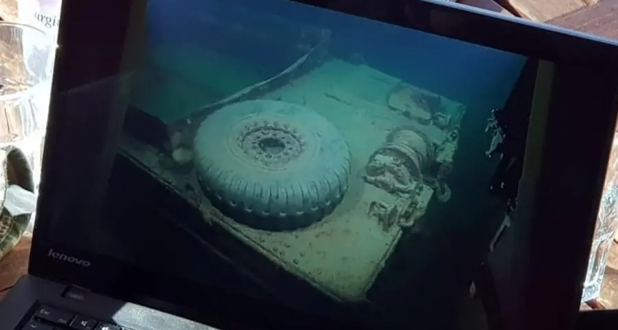 Dukw, prime foto dagli abissi