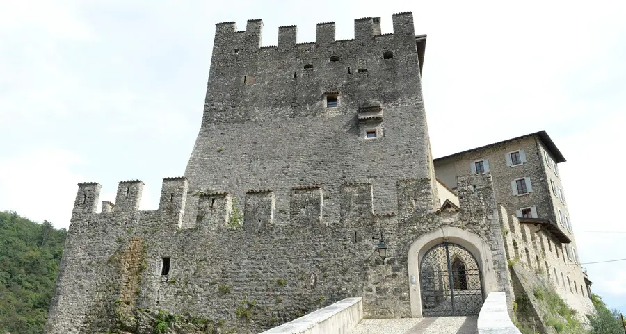 Castello di Tenno domenica aperto per i residenti