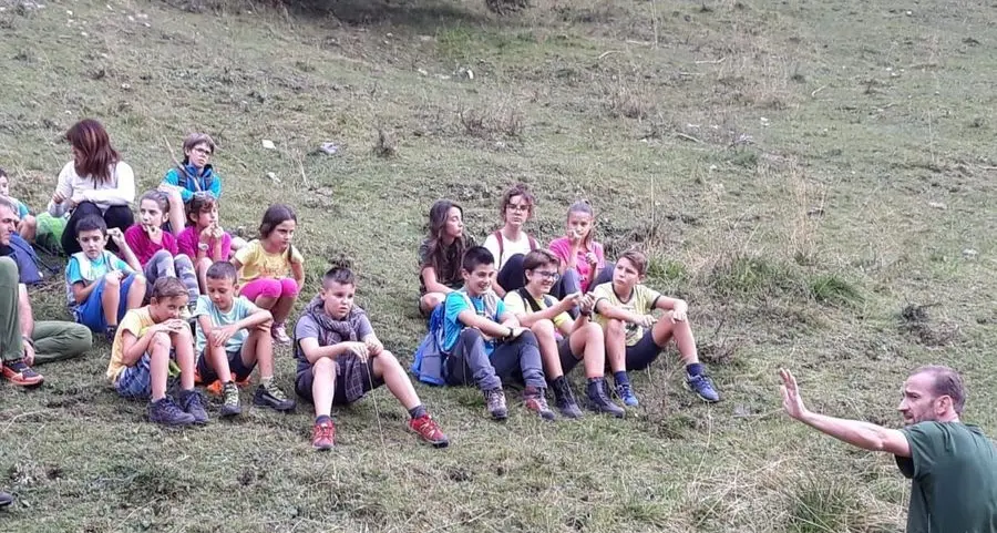 Che avventura per 22 famiglie tra i cervi e in malga