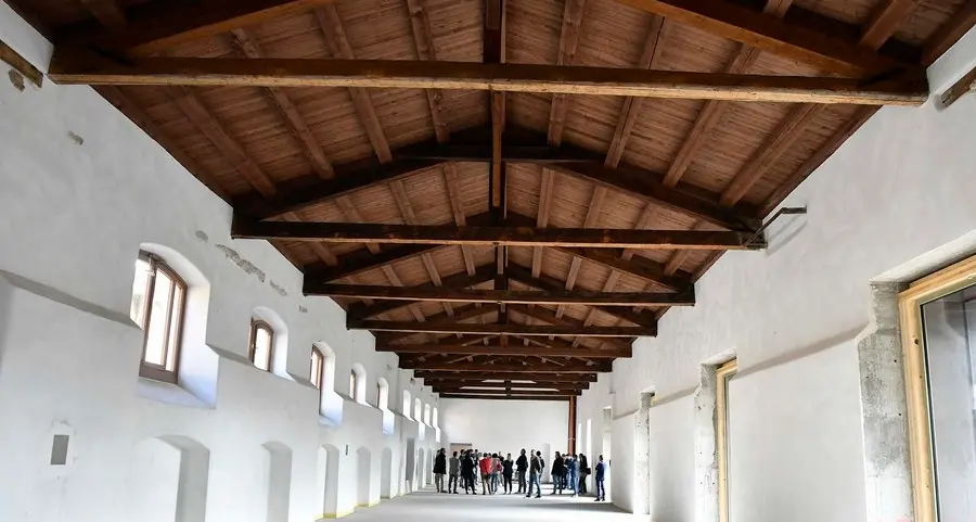 Sotto l’antica ciminiera le aule dell’università
