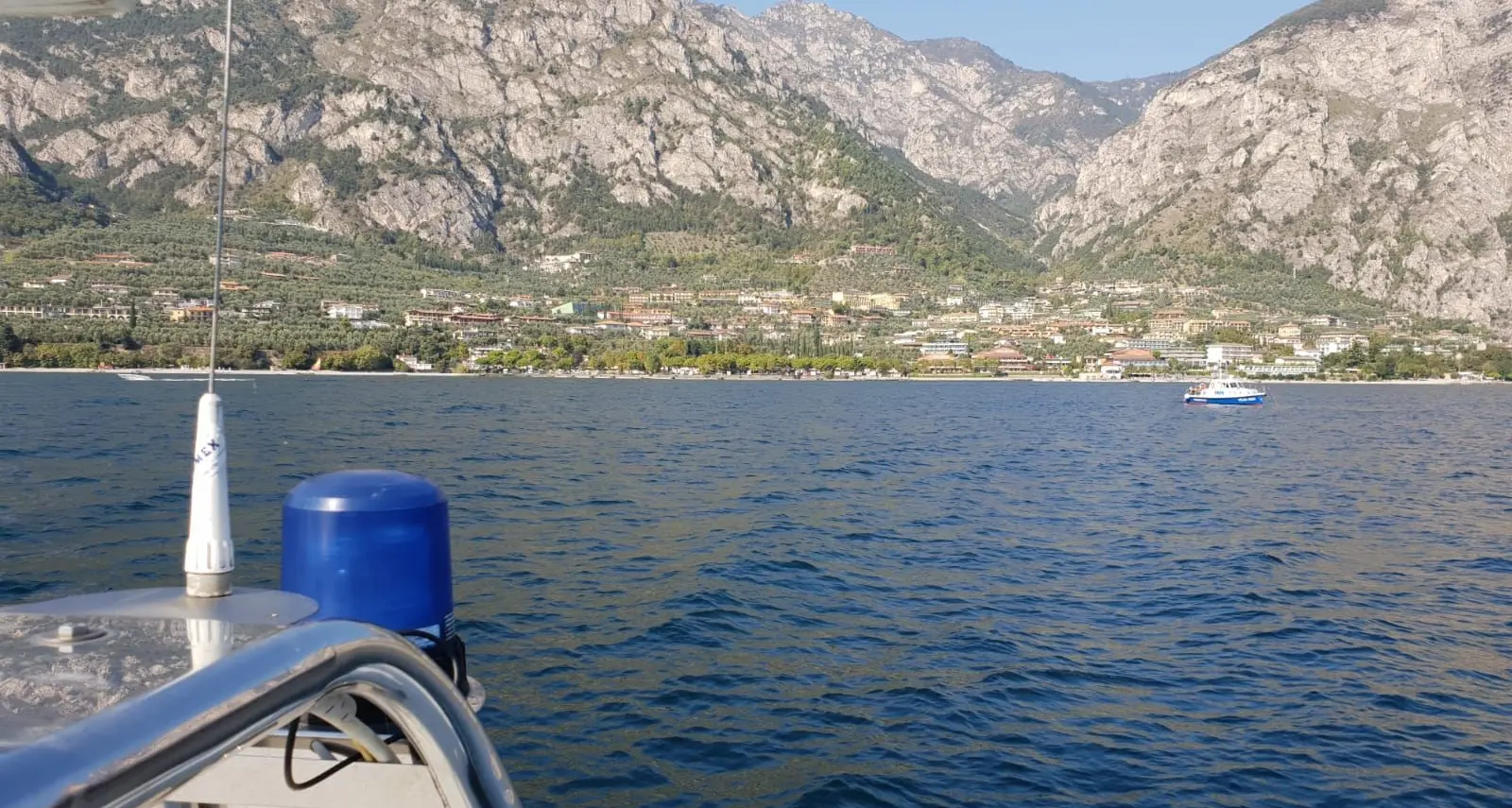 Sub scompare nel Garda mentre tenta il record mondiale di immersione